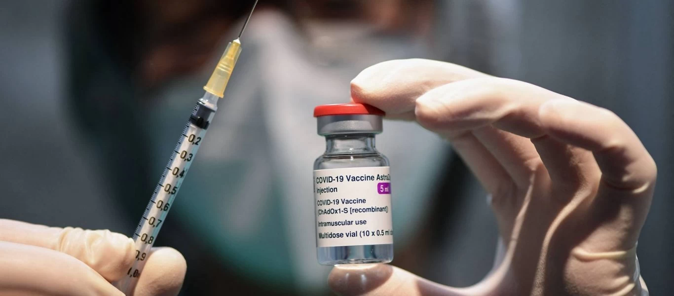 Αποφάσισαν οι «ειδικοί»: «Συνεχίζουμε εμβολιασμούς με AstraZeneca» - Α.Λινού: «Ούτε οι κυβερνήσεις δεν ξέρουν τι κάνουν»